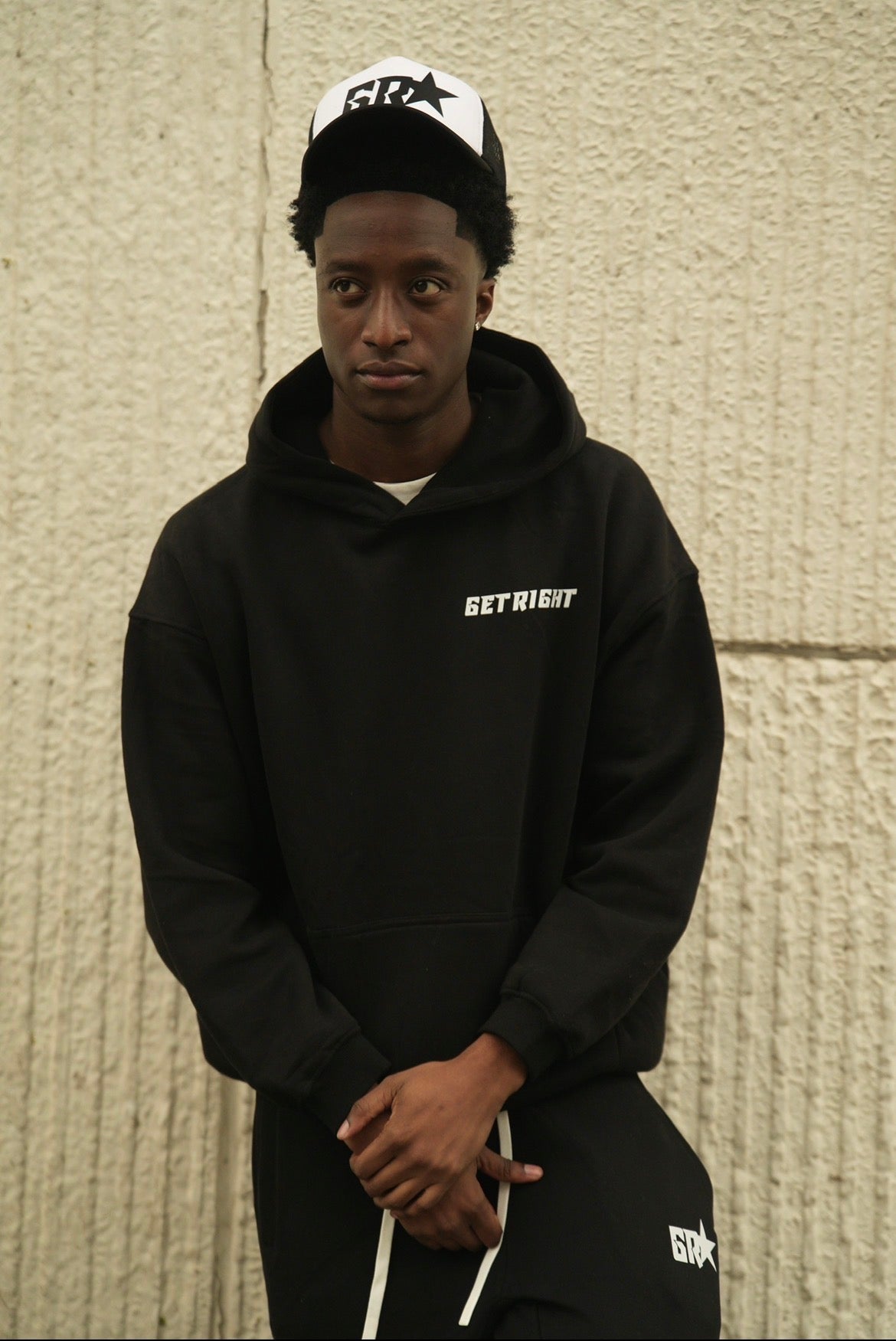 GETRIGHT HOODIE - BLACK