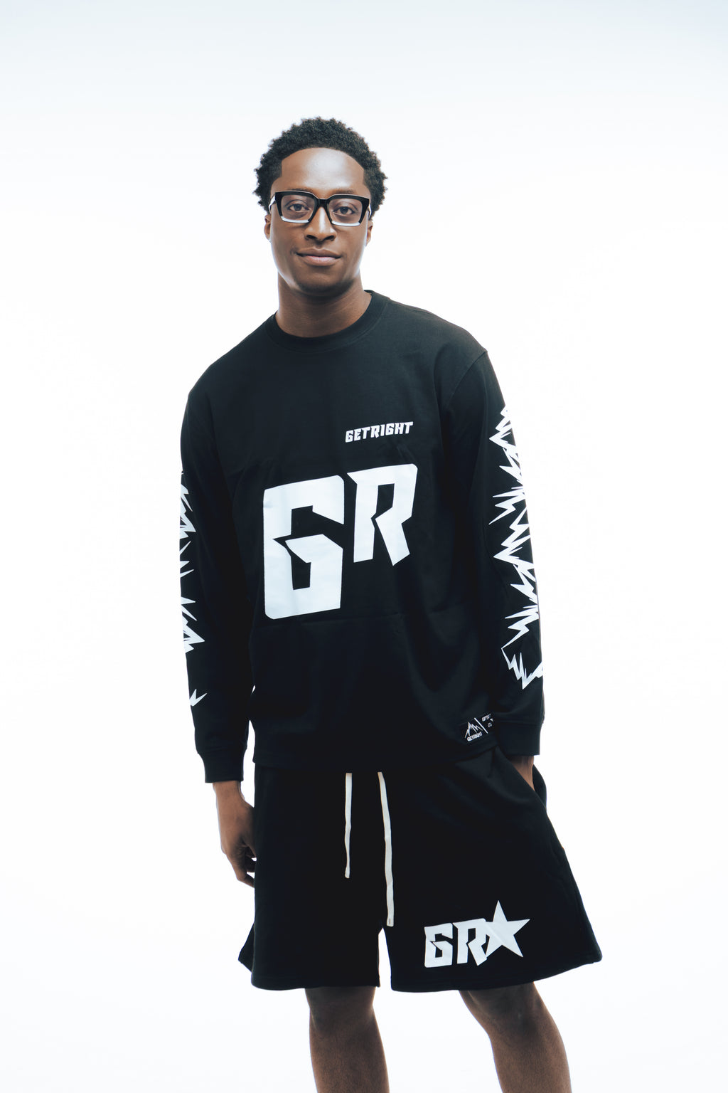 GR LOGO SHORTS – BLACK