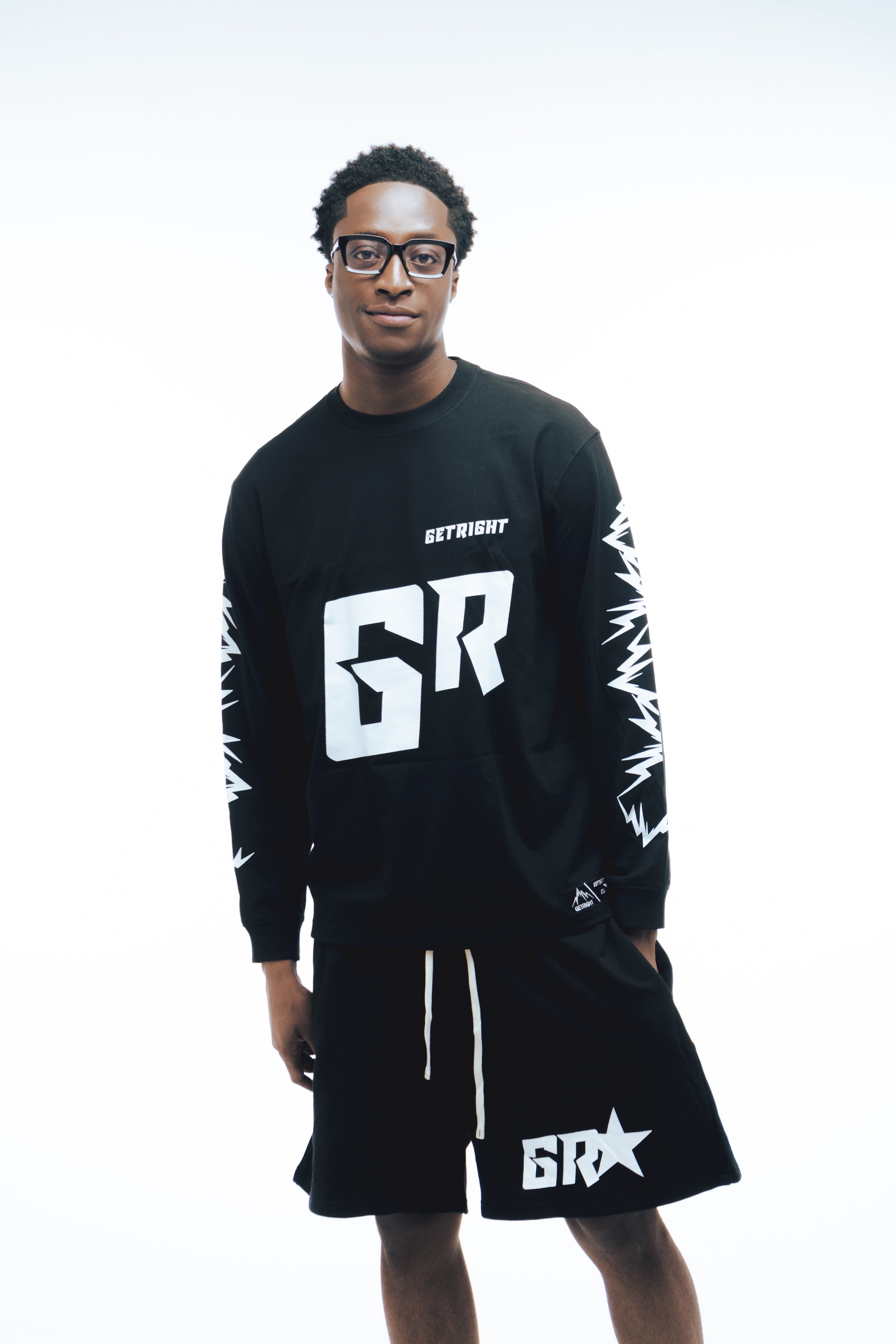 GR LOGO SHORTS – BLACK